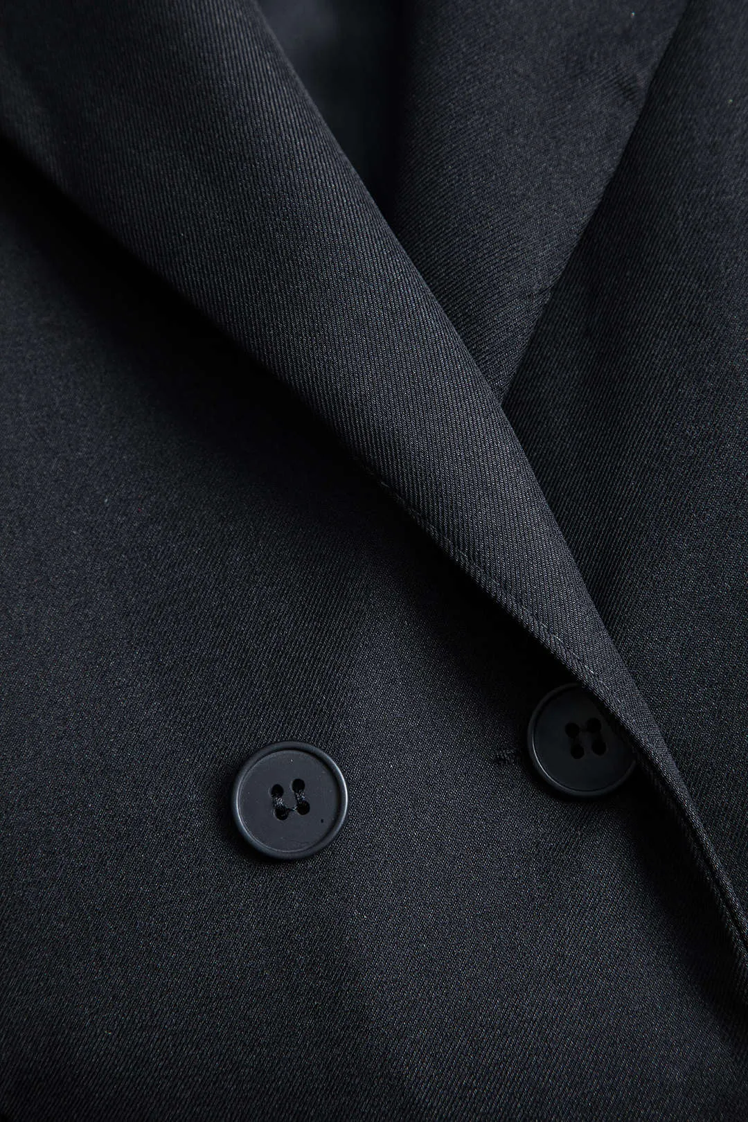 Solid hakket lapel blazer sold by Micas product image thumbnail 3