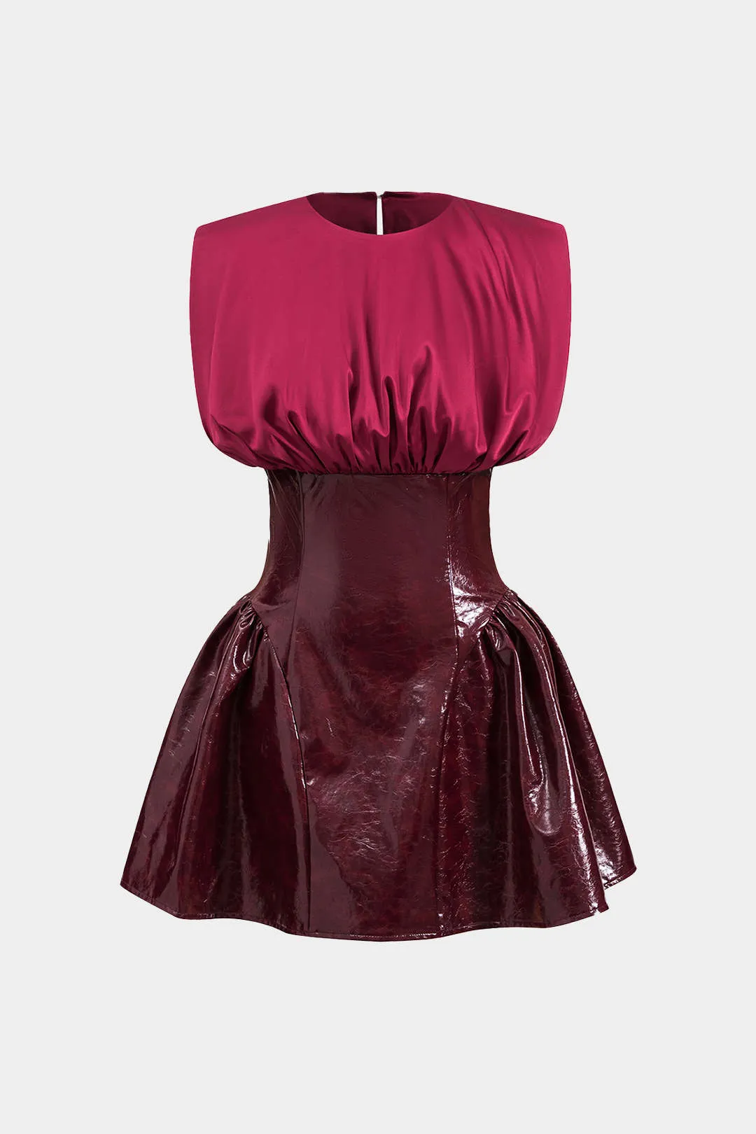 Faux læder satin ærmeløs mini kjole sold by Micas