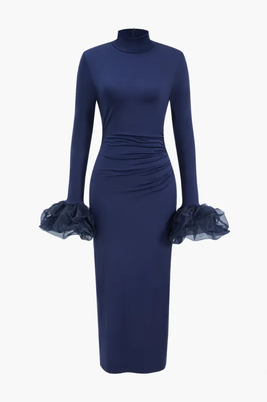 Bell Sleeve Langærmet maxi kjole sold by Micas