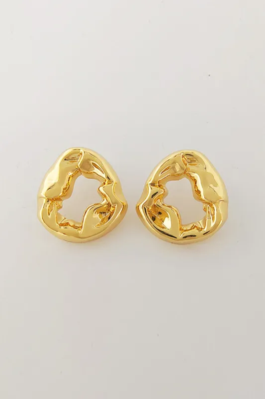 Metal Ruched Earring sold by Micas