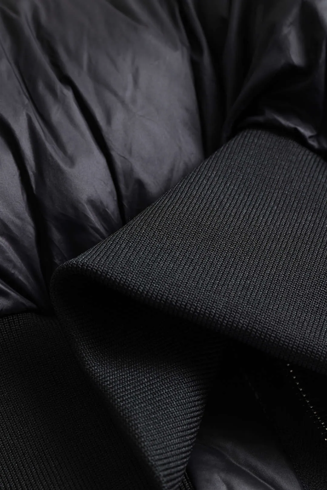 Padded Zipper Cropped Puffer sold by Micas product image thumbnail 5