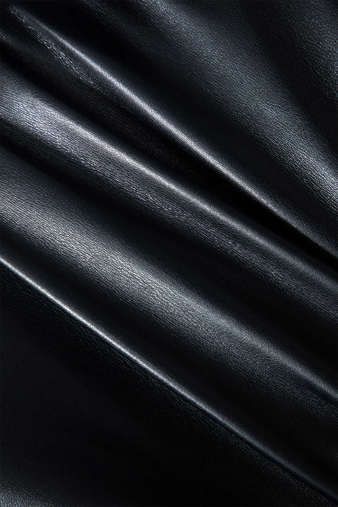 Plus størrelse patchwork faux læder langærmet mini kjole sold by Micas product image thumbnail 3