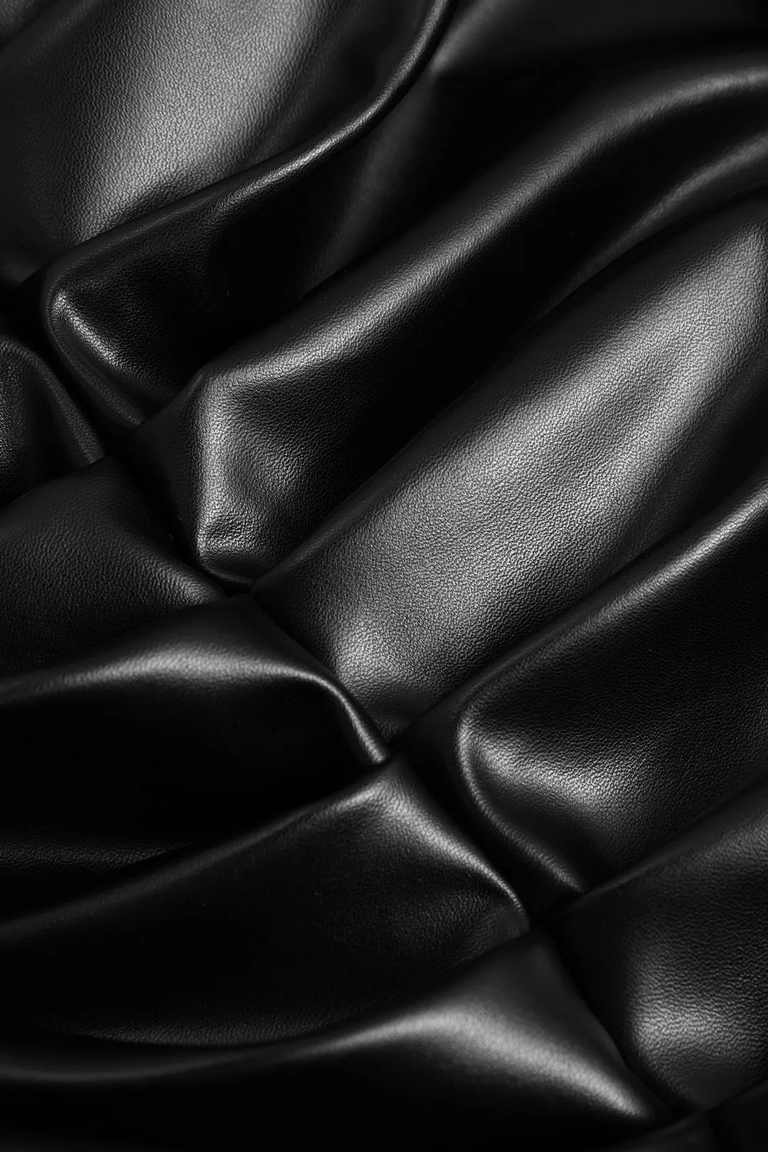 Faux læder ruched stroppeløs ærmeløs mini kjole sold by Micas product image thumbnail 3