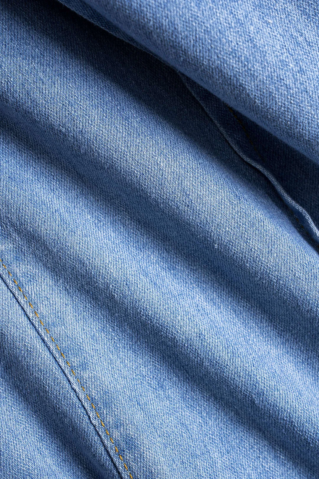 Denim -knap detaljer lige ben jeans sold by Micas product image thumbnail 4