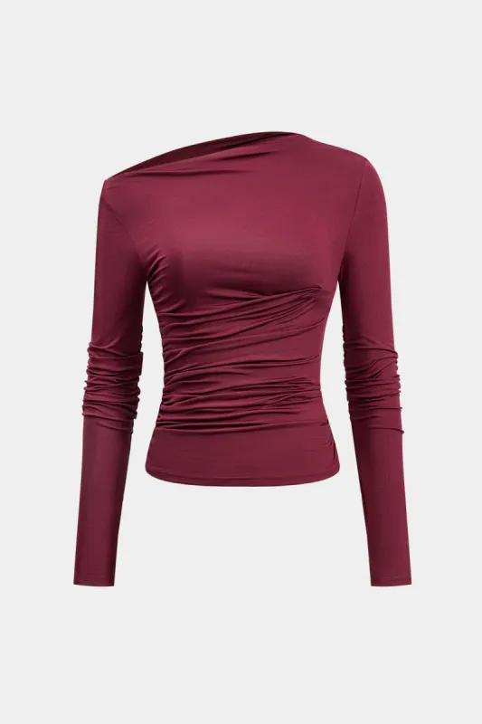 Asymmetrisk ruched langærmet top sold by Micas
