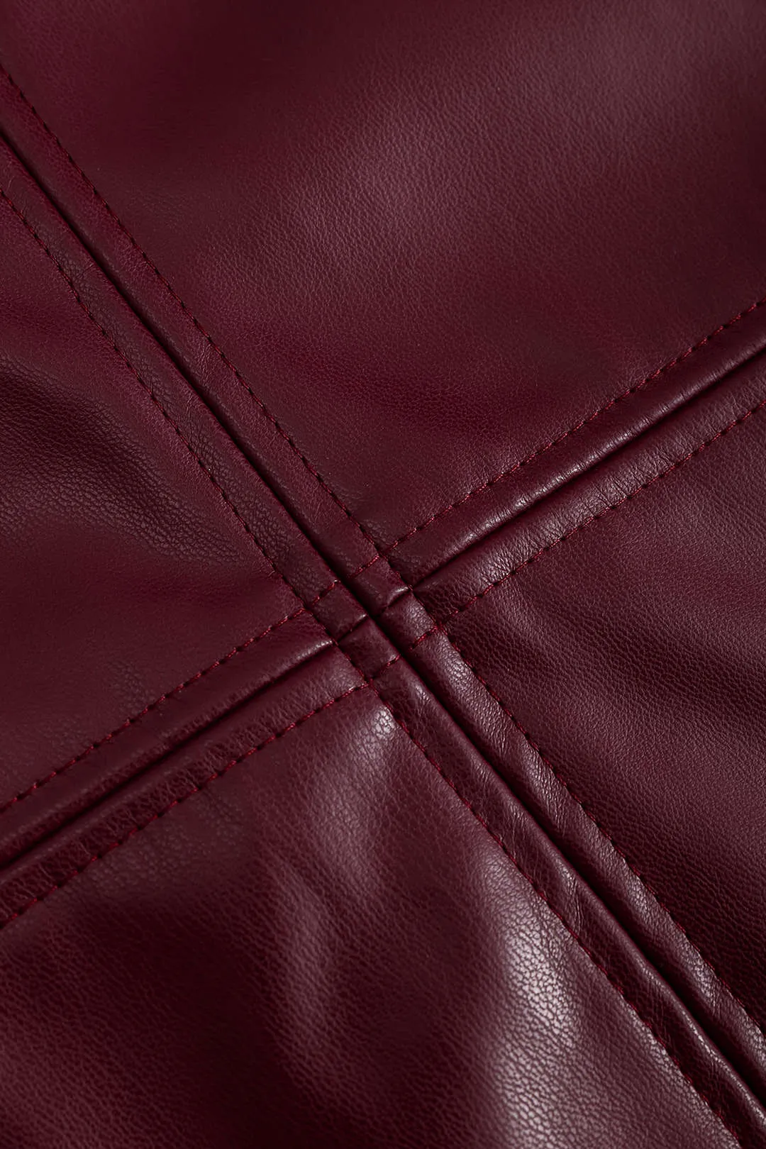 Faux læder høj talje split nederdel sold by Micas product image thumbnail 5