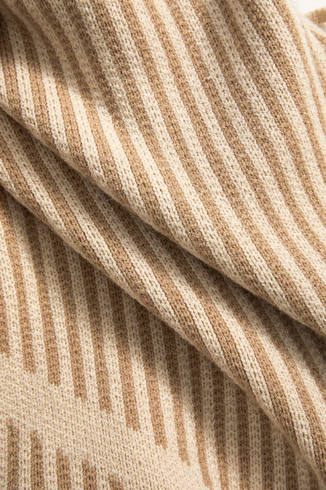 Strik patchwork binding v-hals langærmet romper sold by Micas product image thumbnail 3