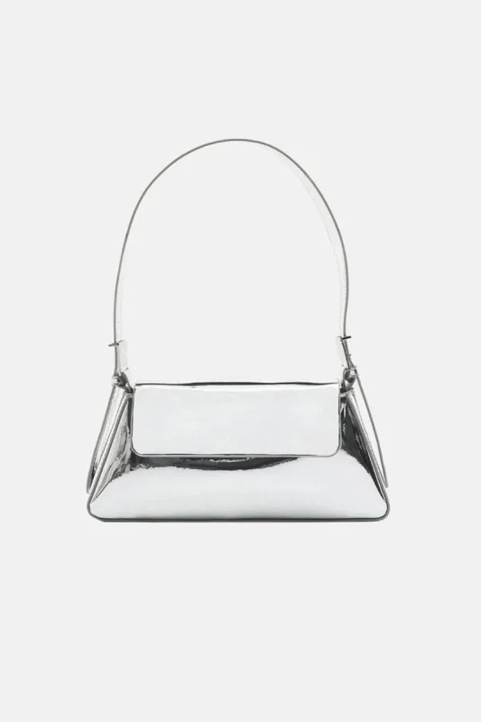 Tote-taske i imiteret læder sold by Micas