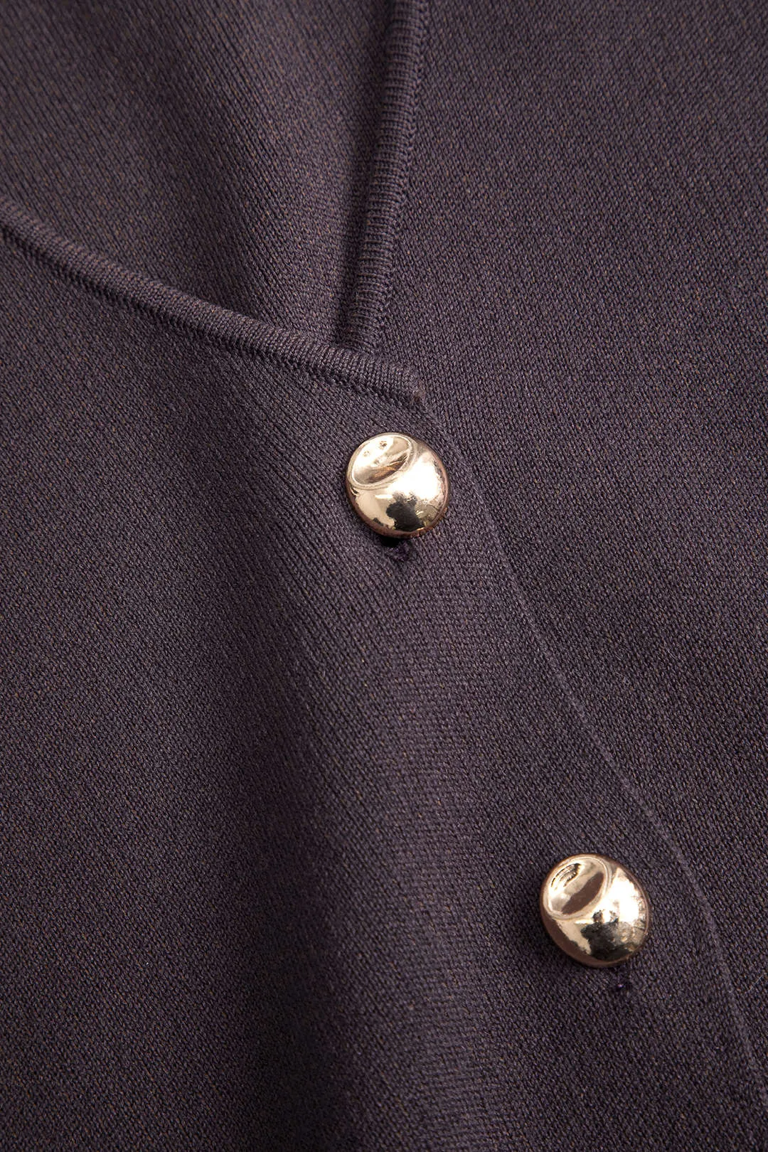 Plus Size Patchwork Button V-Neck Vest sold by Micas product image thumbnail 3