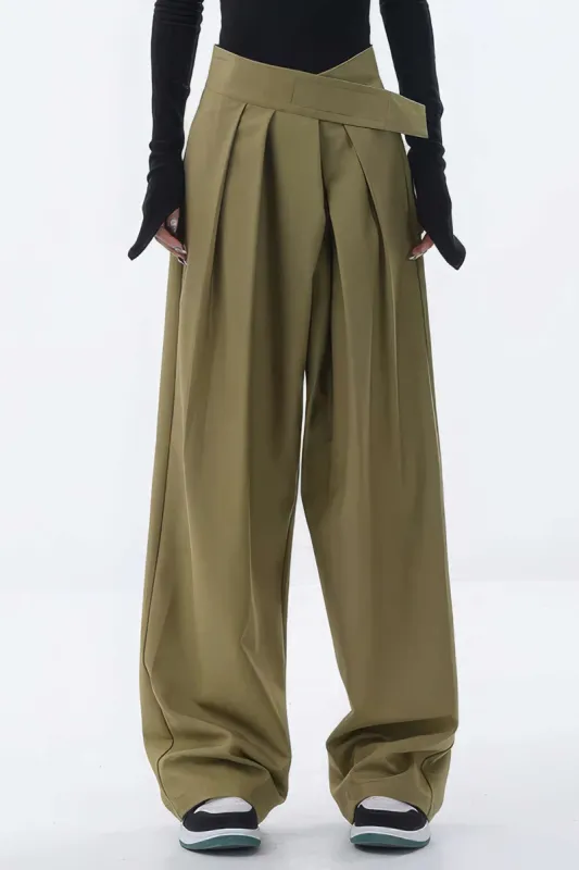 Asymmetrisk ruked brede benbukser sold by Micas