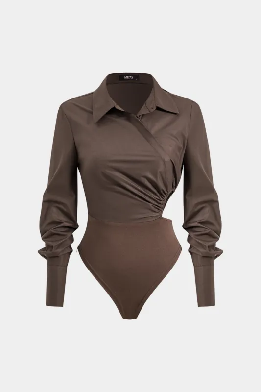 Asymmetri patchwork ruched skåret ud langærmet bodysuit sold by Micas