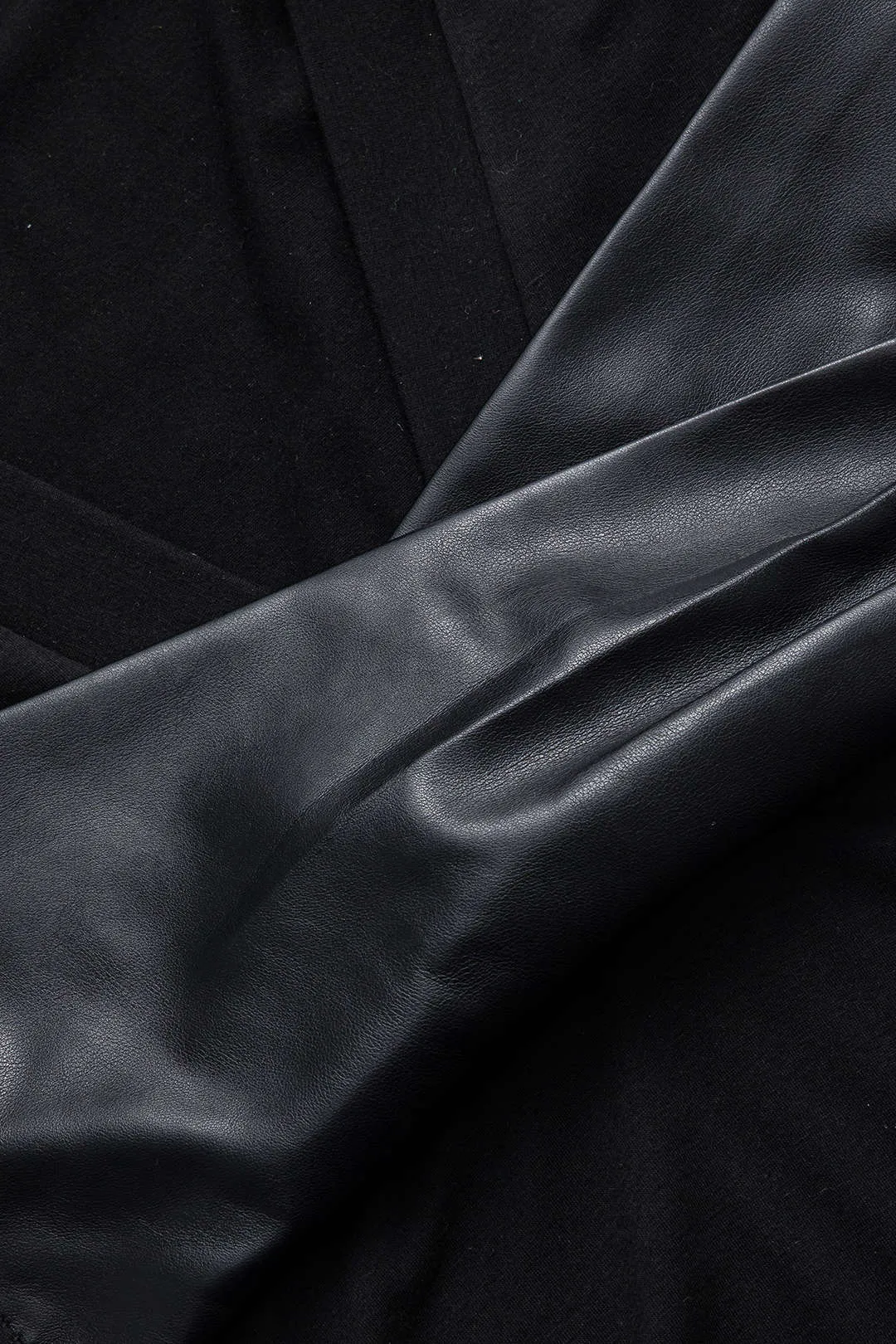 Faux læder krydsede v-hals langærmet bodysuit sold by Micas product image thumbnail 4