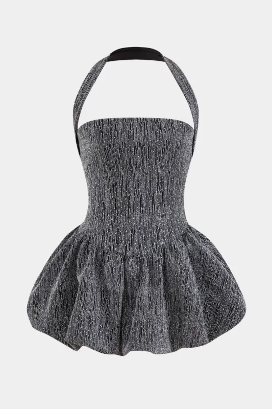 Halter hals ærmeløs mini kjole sold by Micas