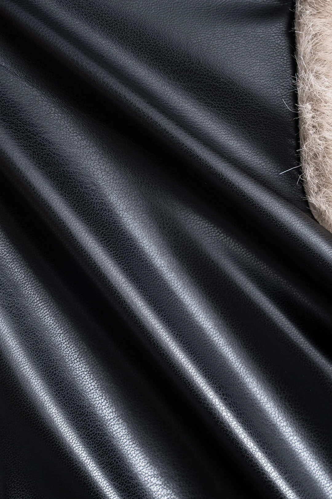 Faux læder patchwork nederdel sold by Micas product image thumbnail 4