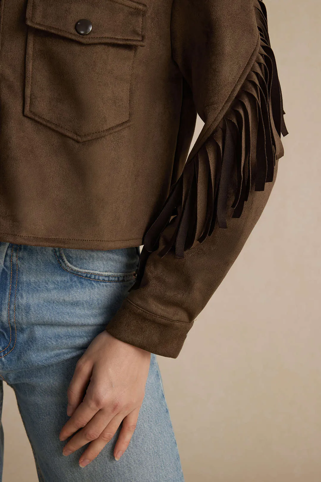 Faux ruskind frynse lomme knap langærmet jakke sold by Micas product image thumbnail 5