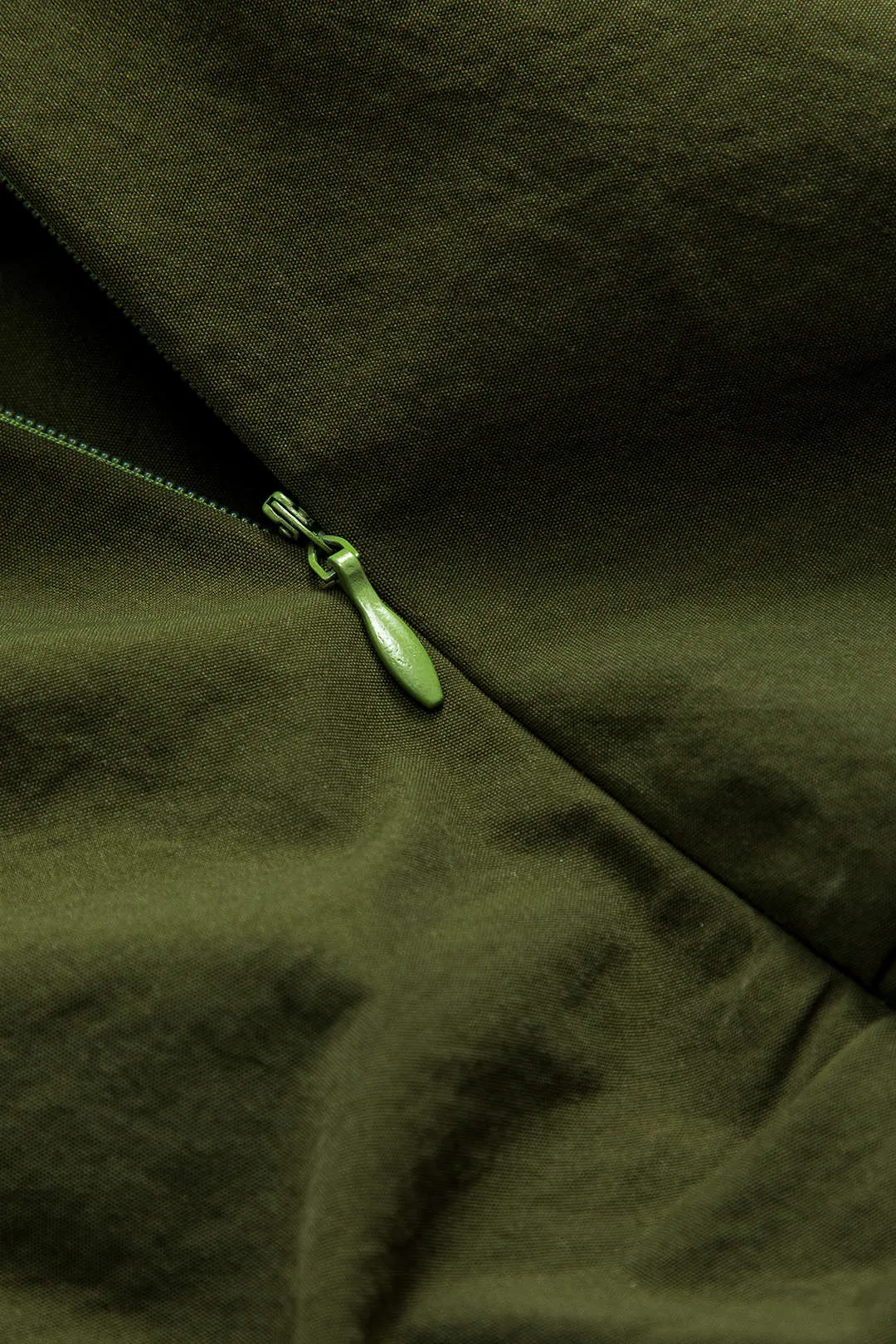 Plus størrelse knyttet lynlås ærmeløs mini kjole sold by Micas product image thumbnail 5