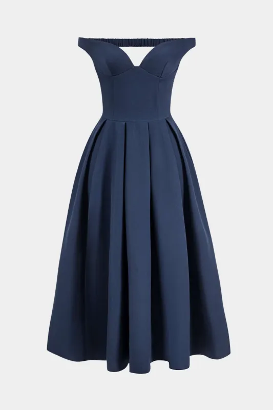 Plisseret lynlås rygfri V-hals midi kjole sold by Micas