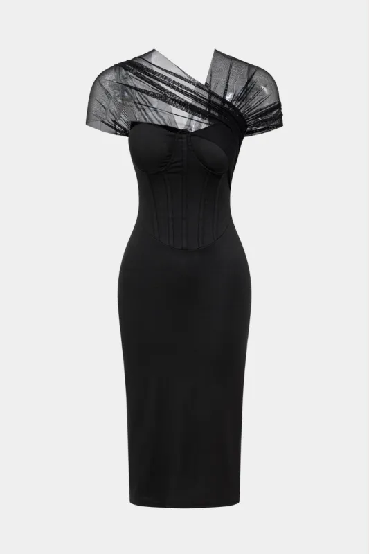 Mesh patchwork asymmetrisk korset kortærmet maxi kjole sold by Micas