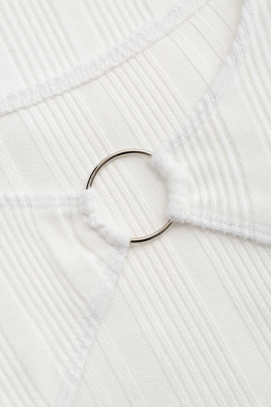 Klip ud langærmet top sold by Micas product image thumbnail 3