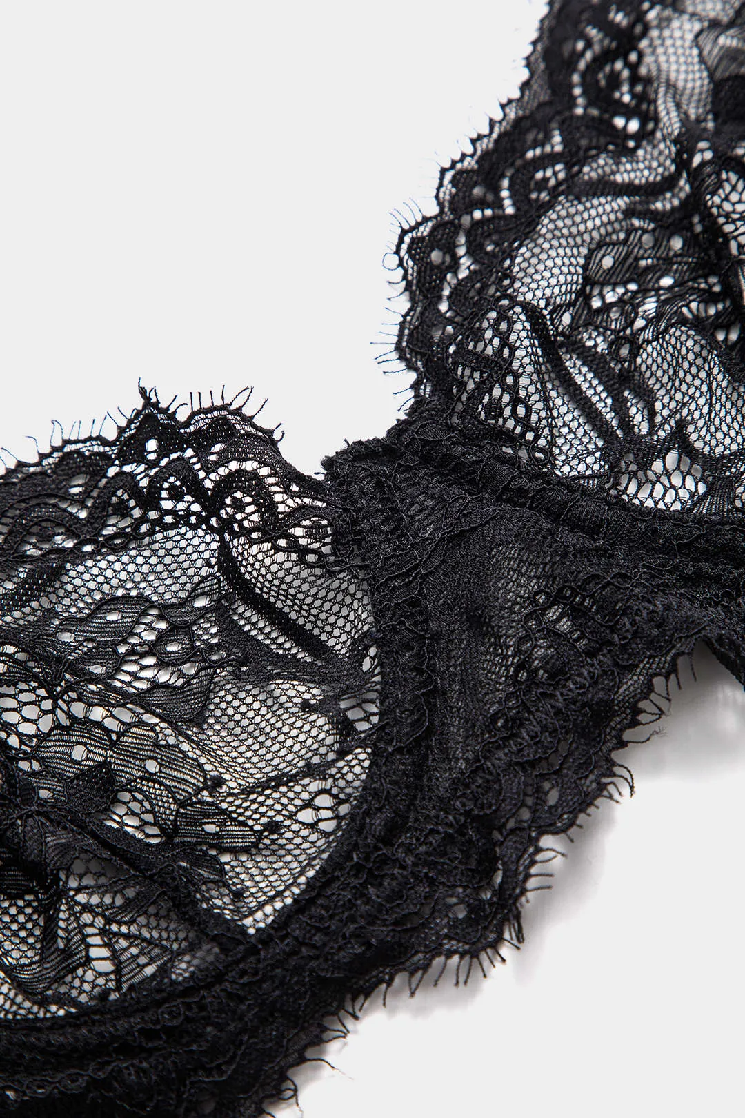 Blonderbroderi krydsede Bustier Lingerie Garter Set sold by Micas product image thumbnail 4