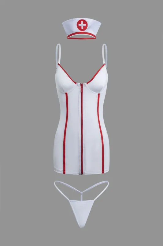 Patchwork lynlås bustier glide natkjole og trusser og hat sold by Micas