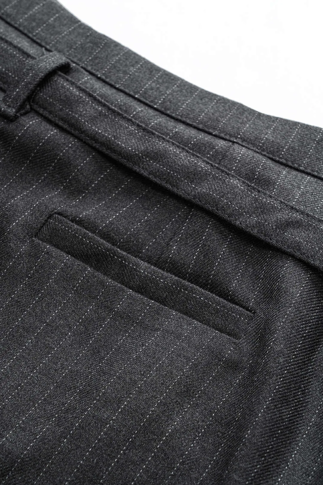 Metallisk bæltet lomme nederdel sold by Micas product image thumbnail 5