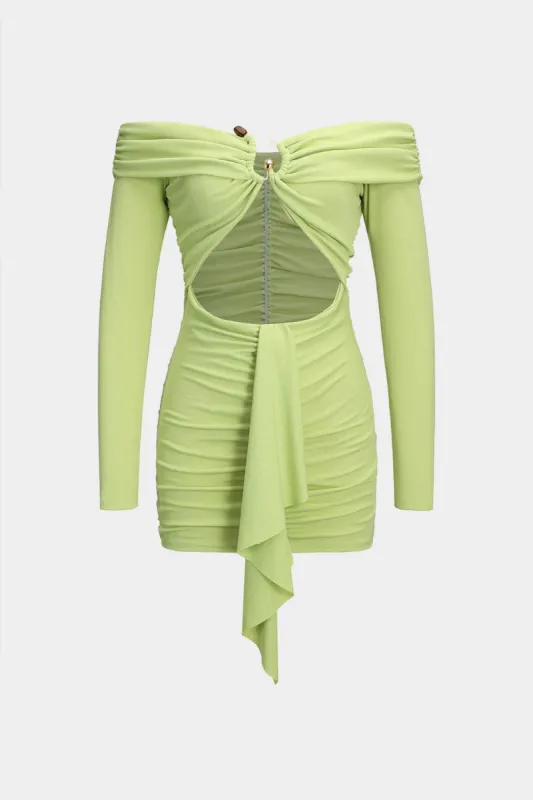 Metallisk ruched af skulderskåret langærmet mini kjole sold by Micas