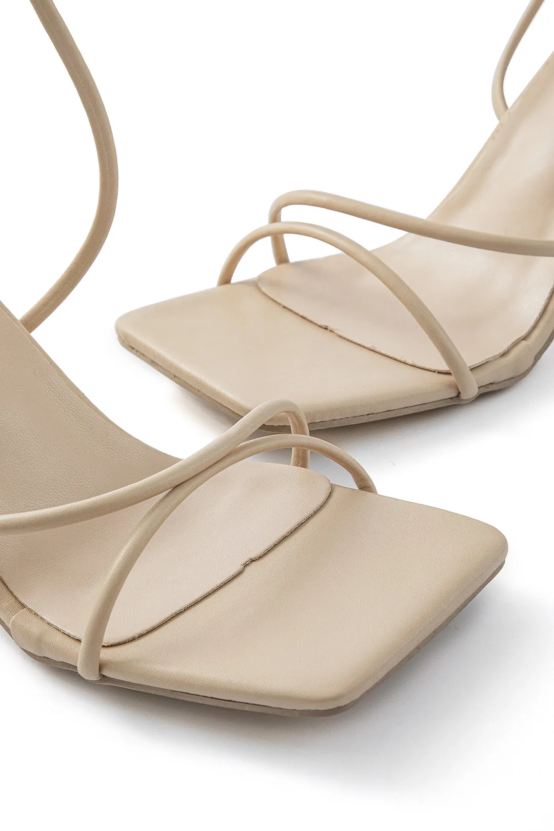 Faux læder firkantet tå hæle sold by Micas product image thumbnail 4