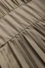 Plisset ruffle slips foran jakke sold by Micas