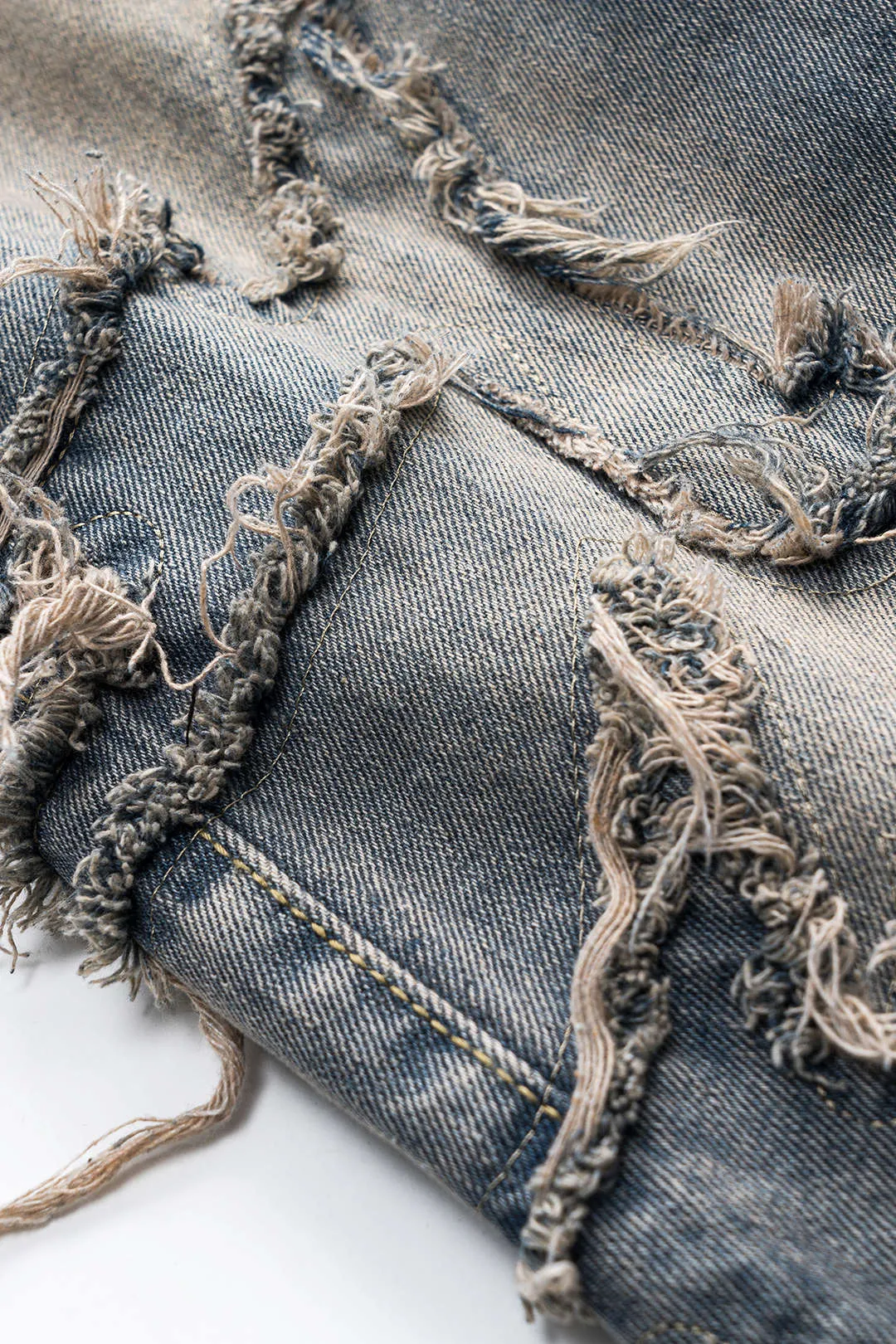 Brev broderi denim vaskede knaplomme jeans sold by Micas product image thumbnail 3