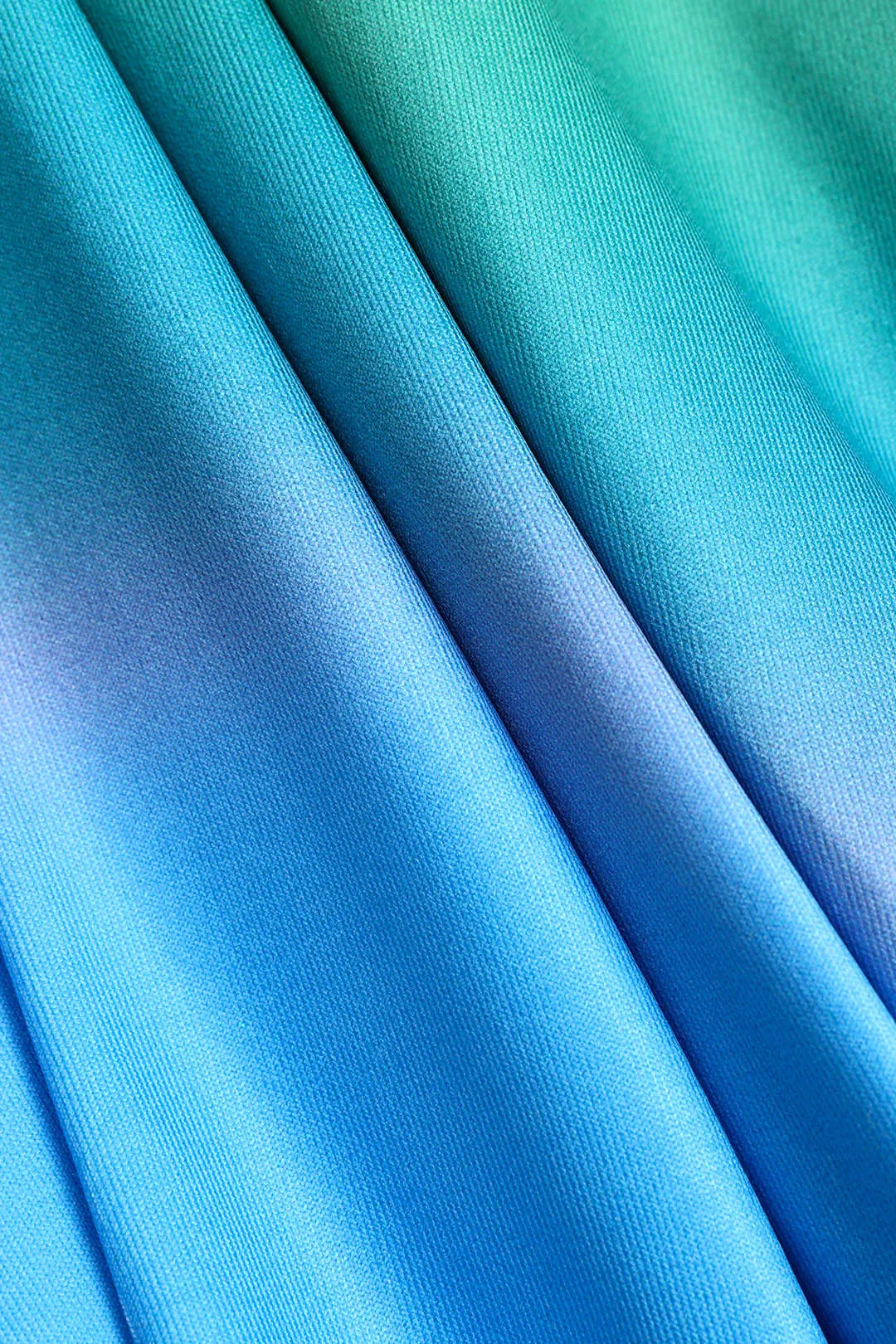 Ombre print ruched rygfri midi kjole sold by Micas product image thumbnail 4