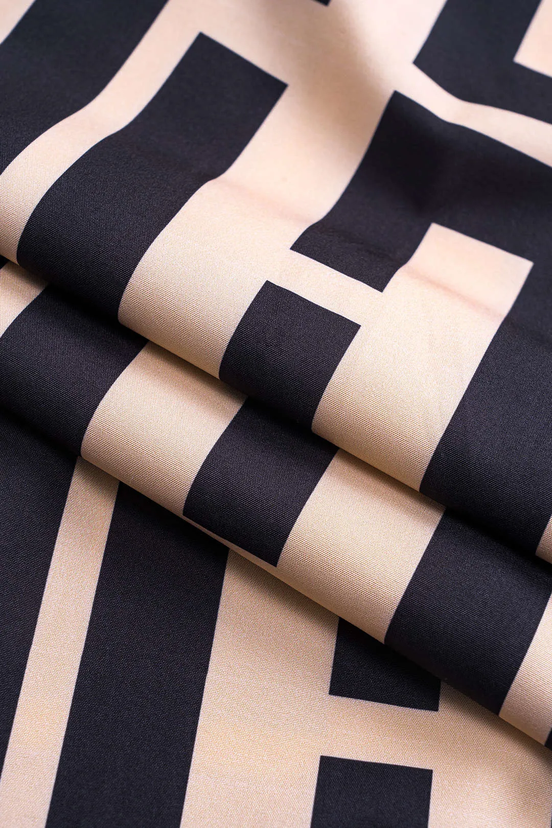 Contrast Retro Print Ruched Trousers sold by Micas product image thumbnail 4