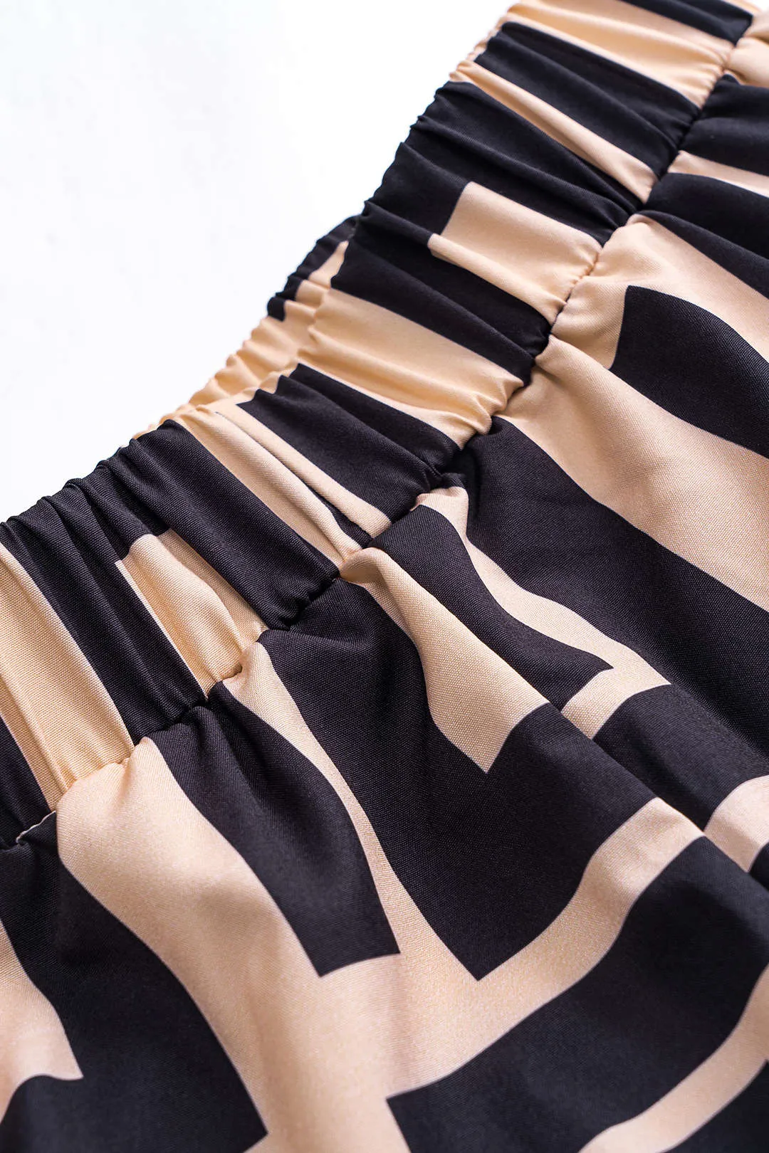 Contrast Retro Print Ruched Trousers sold by Micas product image thumbnail 3