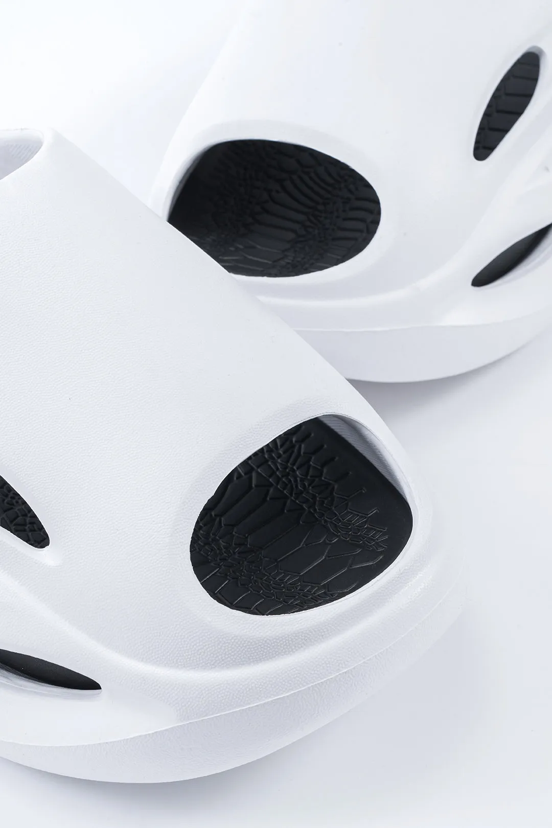 Kontrast plast udskåret hjemmesko sold by Micas product image thumbnail 3