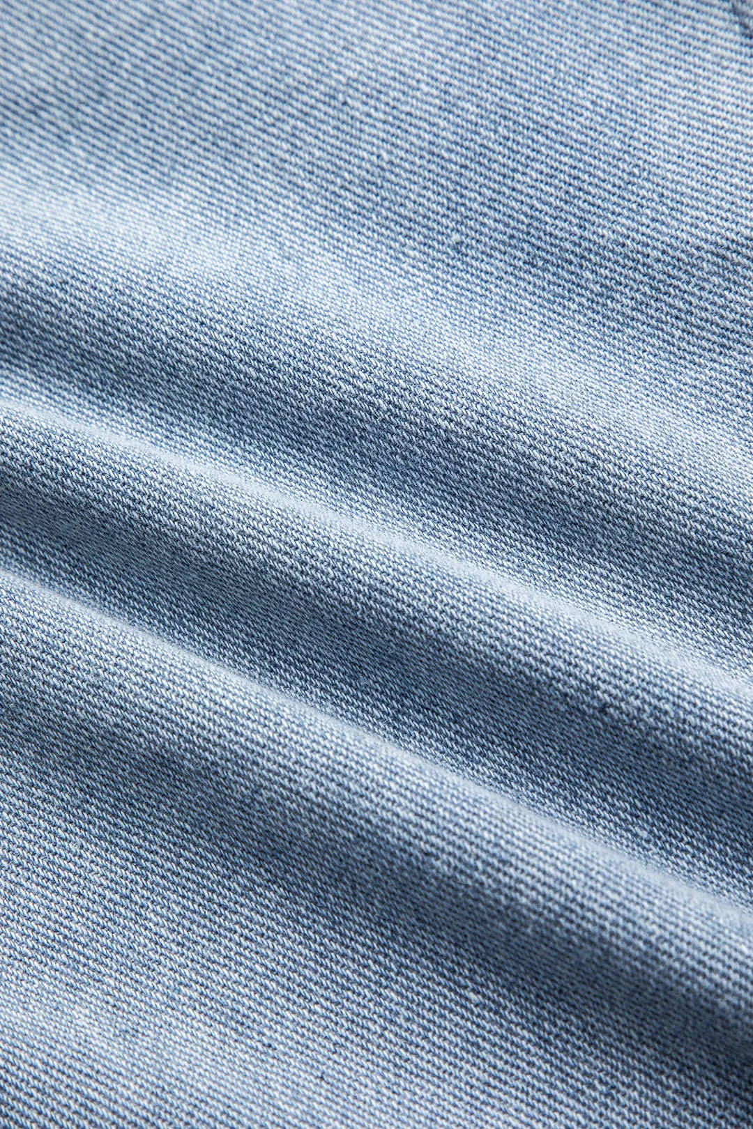 Denim hul ud knap lomme brede ben jeans sold by Micas product image thumbnail 4