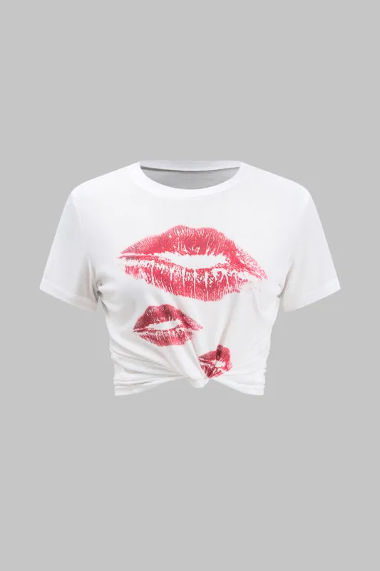 Lip Print Round Neck Short Sleeve T-shirt made by Micas