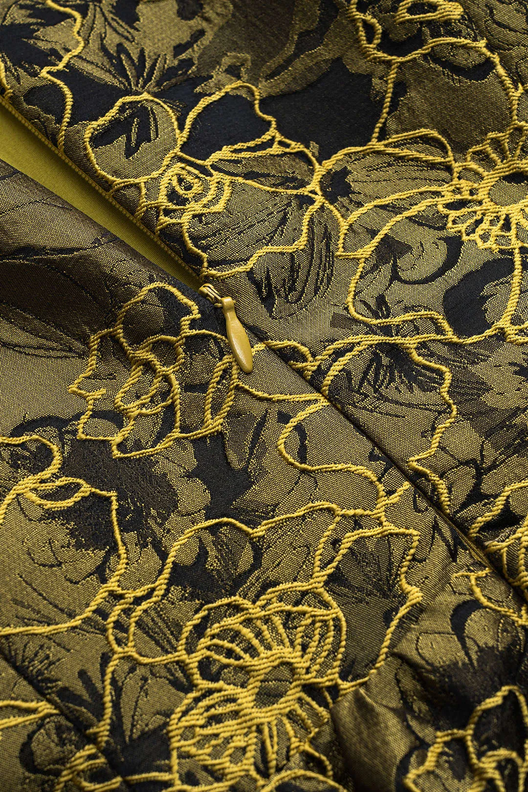 Broderi ruched lynlås ærmeløs romper sold by Micas product image thumbnail 5