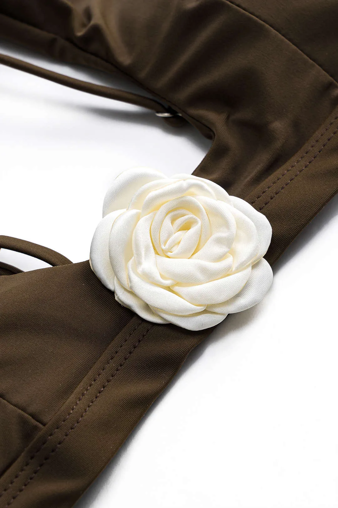 3d blomster krydsede hule ud bikini -sæt sold by Micas product image thumbnail 4