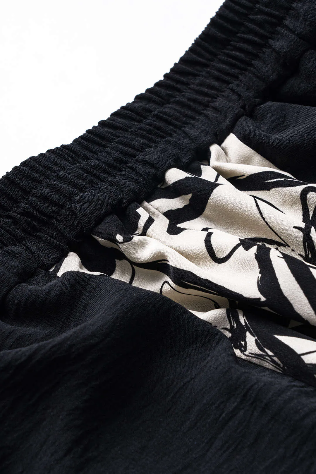 Blomsterprint patchwork lomme brede ben bukser sold by Micas product image thumbnail 3