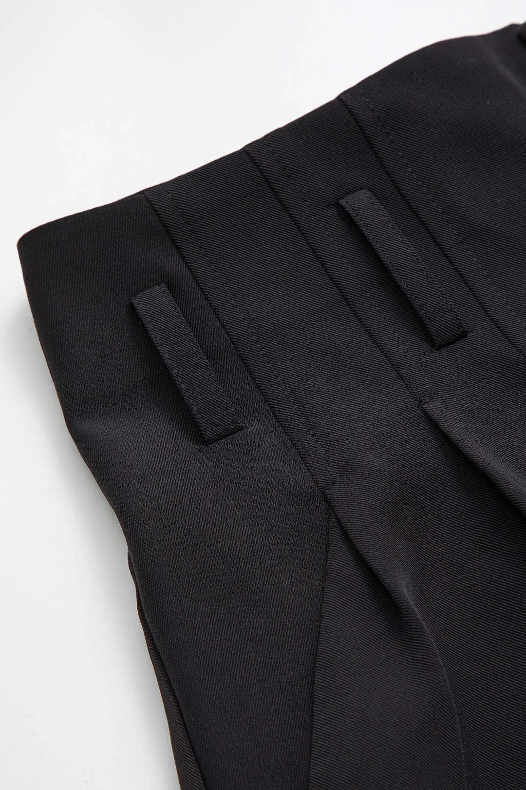 Plisserede lomme lynlås bukser sold by Micas product image thumbnail 3