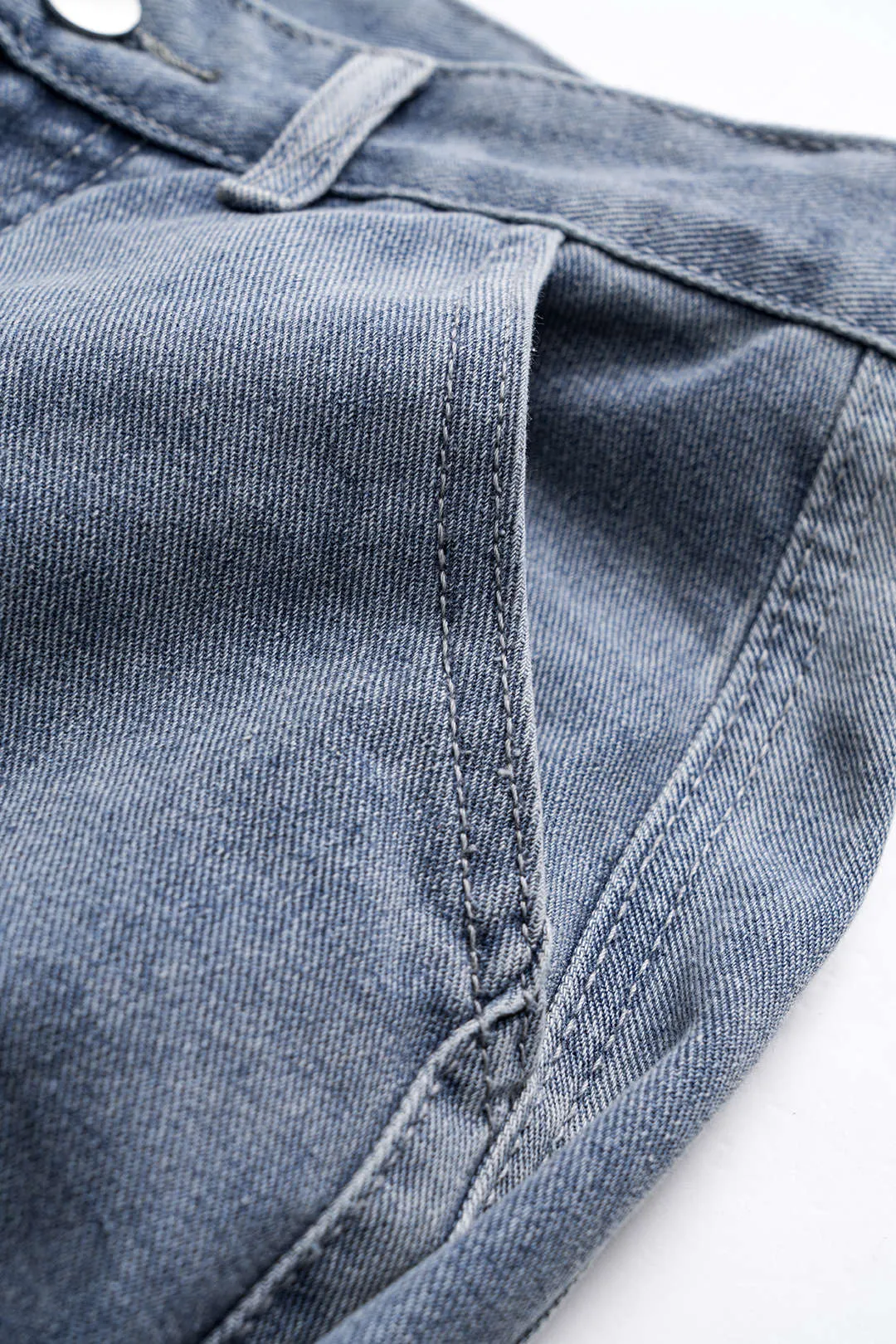 Denim knap lomme bred ben tønde jeans sold by Micas product image thumbnail 3