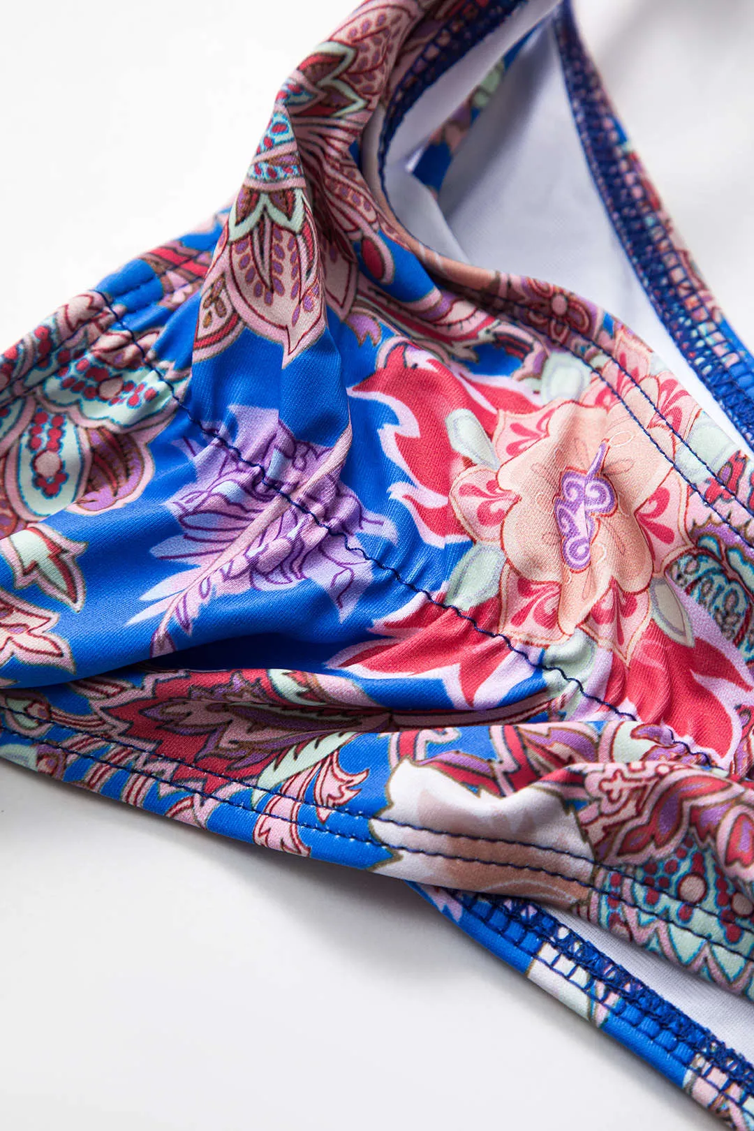 Blomsterprint blonder trimbinding af patchwork bikini sæt sold by Micas product image thumbnail 4