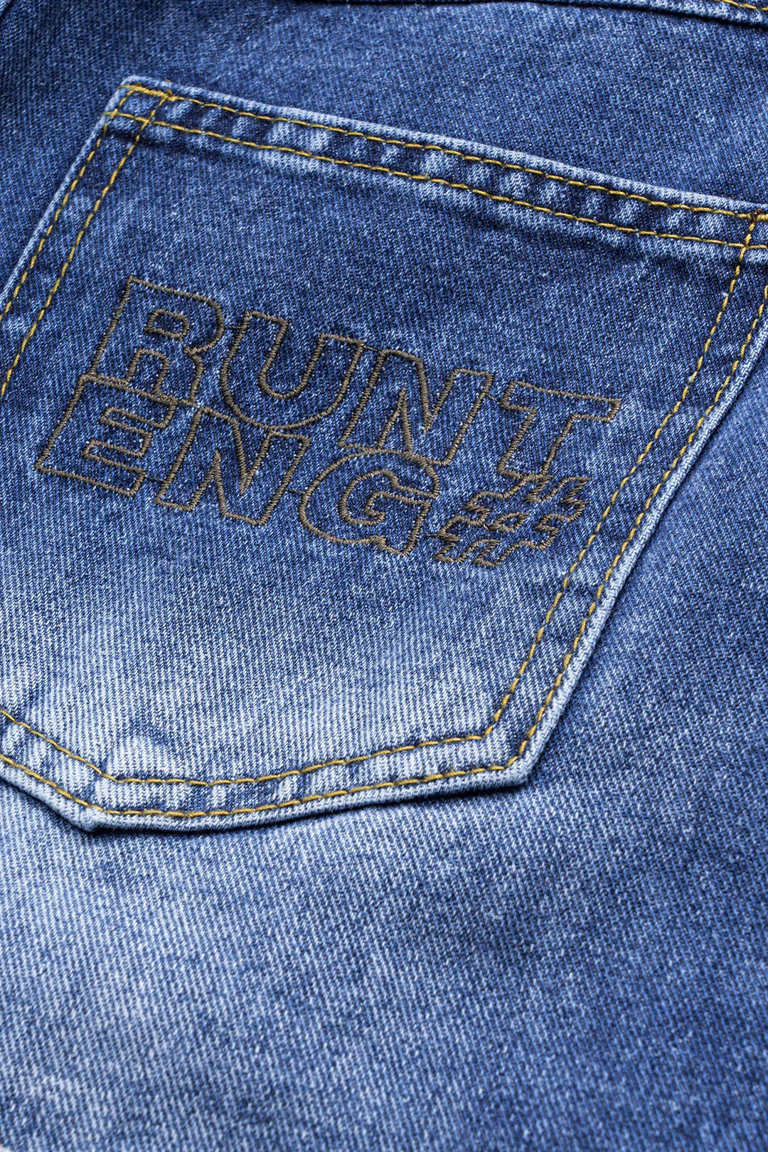 Brev broderi denim knap lomme brede ben jeans sold by Micas product image thumbnail 5