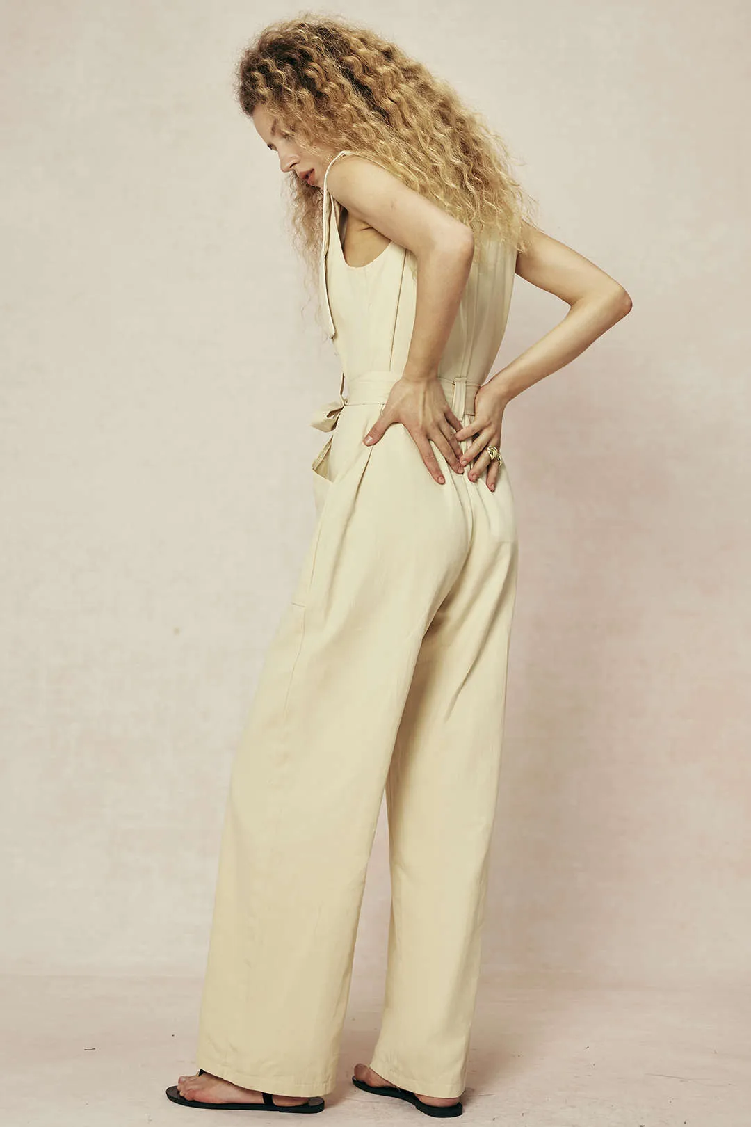 Lynlås slips foran lomme ærmeløs jumpsuit sold by Micas product image thumbnail 5