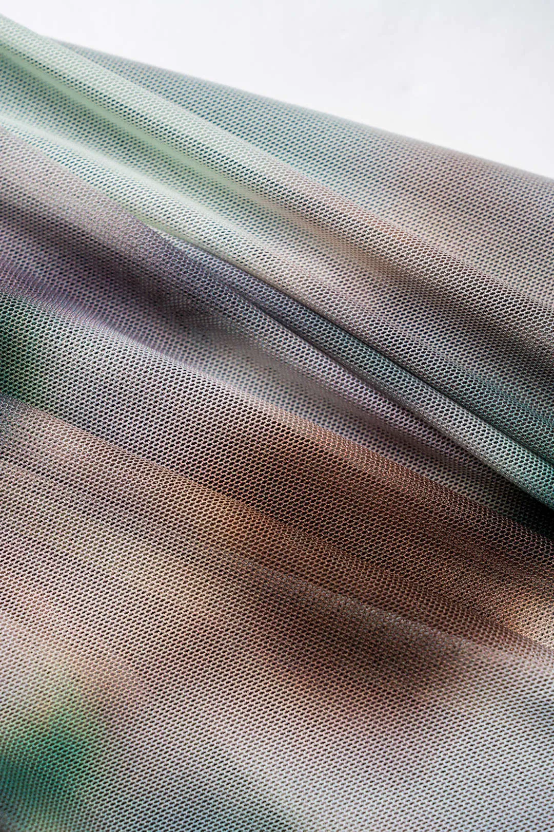 Ombre Print Mesh Ruched krydsede ærmeløs bodysuit sold by Micas product image thumbnail 4