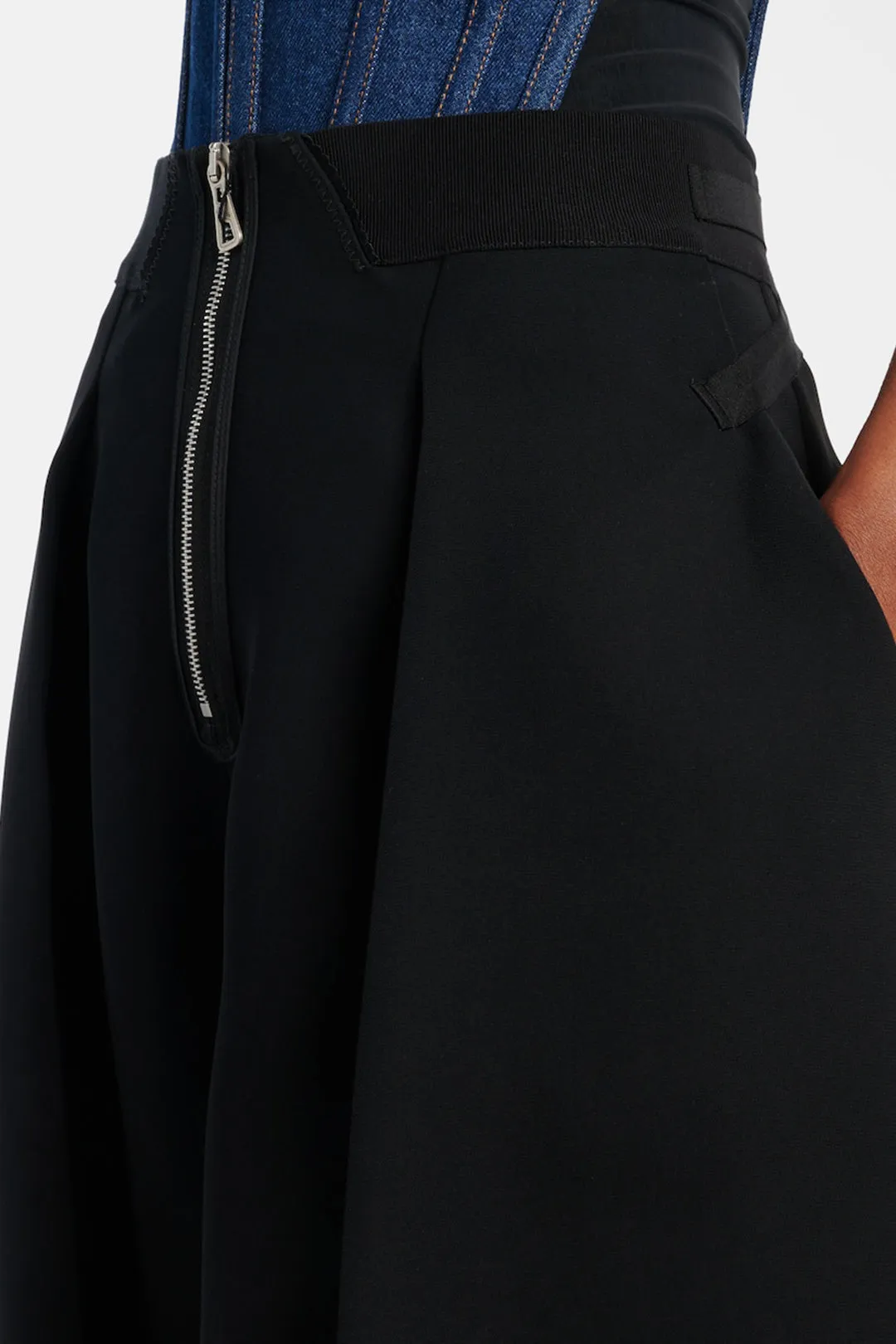 Plisseret lynlås lomme brede ben bukser sold by Micas product image thumbnail 4