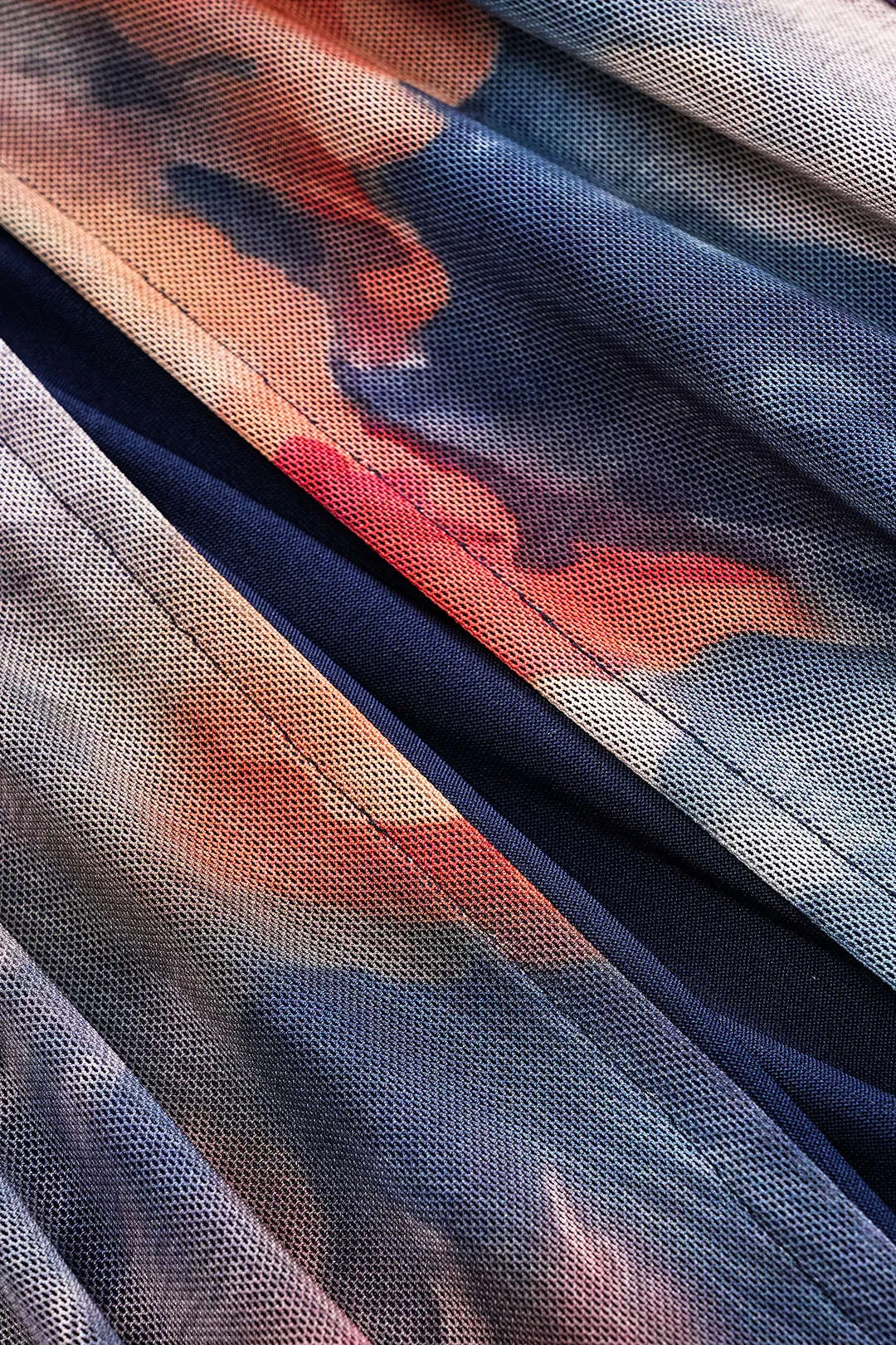 Plus størrelse akvarelprint mesh spalte nederdel sold by Micas product image thumbnail 4