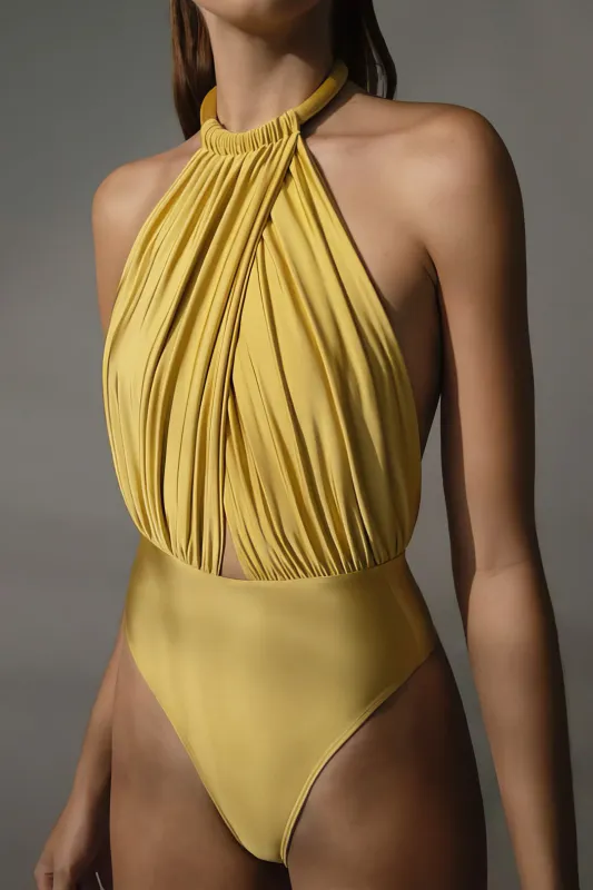 Ruched krydsede rygfri bodysuit sold by Micas