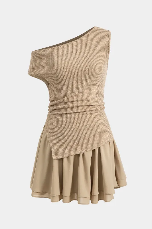 Plisseret asymmetrisk top og nederdel sæt sold by Micas