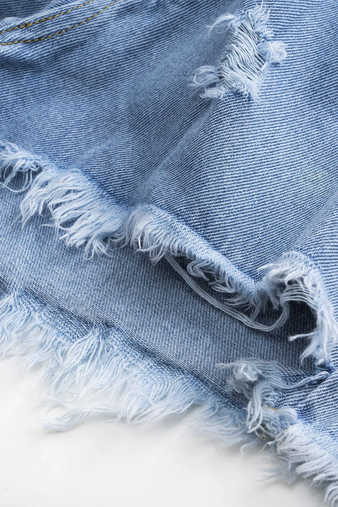 Denim rippet asymmetrisk knaphorts sold by Micas product image thumbnail 4